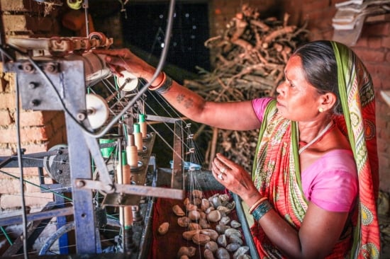 Donate to Build a New Handworker Economy