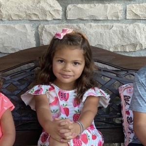 View Top Individual - 'Ava Scott' fundraiser page using image