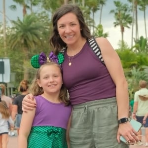 Amelia Gaken (and mom)