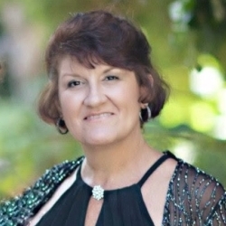View Top Individual - 'Dawne Adams' fundraiser page using image