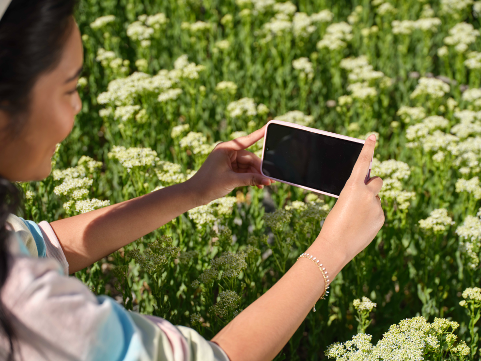 Join a community of dedicated changemakers equipping vulnerable children with safe tech, allowing them to preserve their childhood by connecting safely.