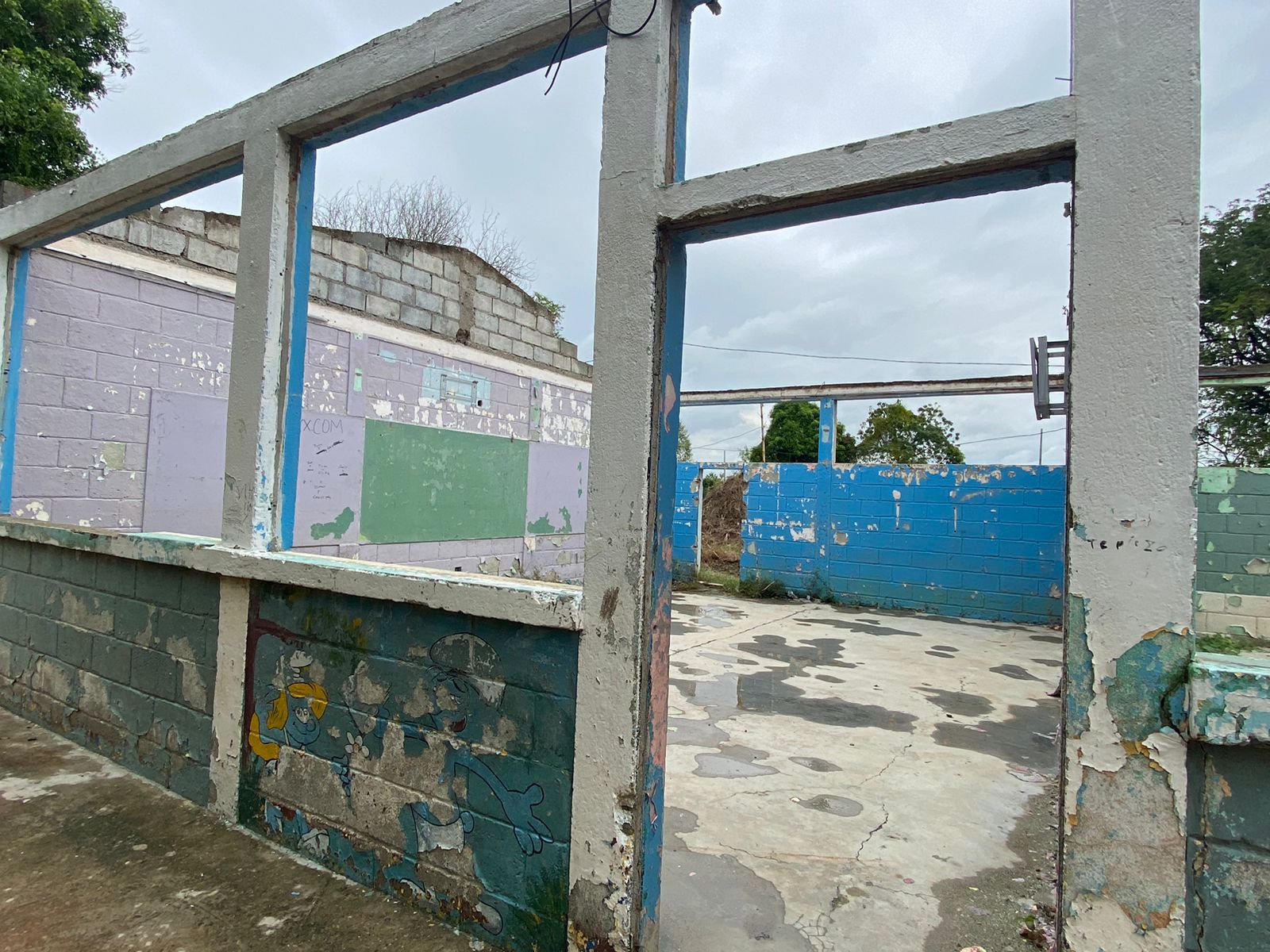 Centro Educativo Básico Oswaldo López Arellano Campaign