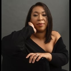 View Top Individual - 'Yvette Mercer - Mrs. December' fundraiser page using image